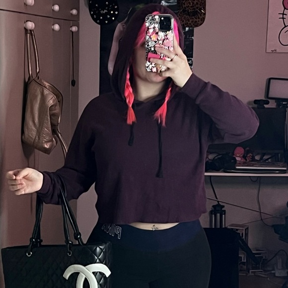 VS PINK maroon drawstring hoodie - Picture 3 of 6